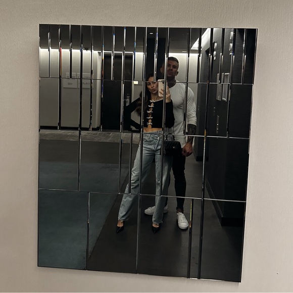 EDIKTED Billy Bow Cutout Rib Black & White Crop Top - Picture 4 of 10